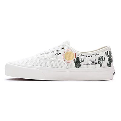 Vans Chaussures Desert Embroidery Authentic VR3 7 Vans Chaussures Desert Embroidery Authentic VR3 â Image 5